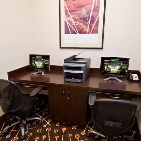 Holiday Inn Louisville Airport - Fair/Expo By Ihg Exterior photo