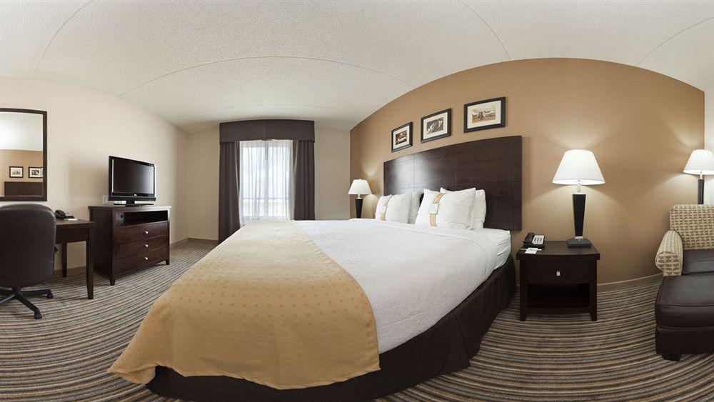 Holiday Inn Louisville Airport - Fair/Expo By Ihg Exterior photo
