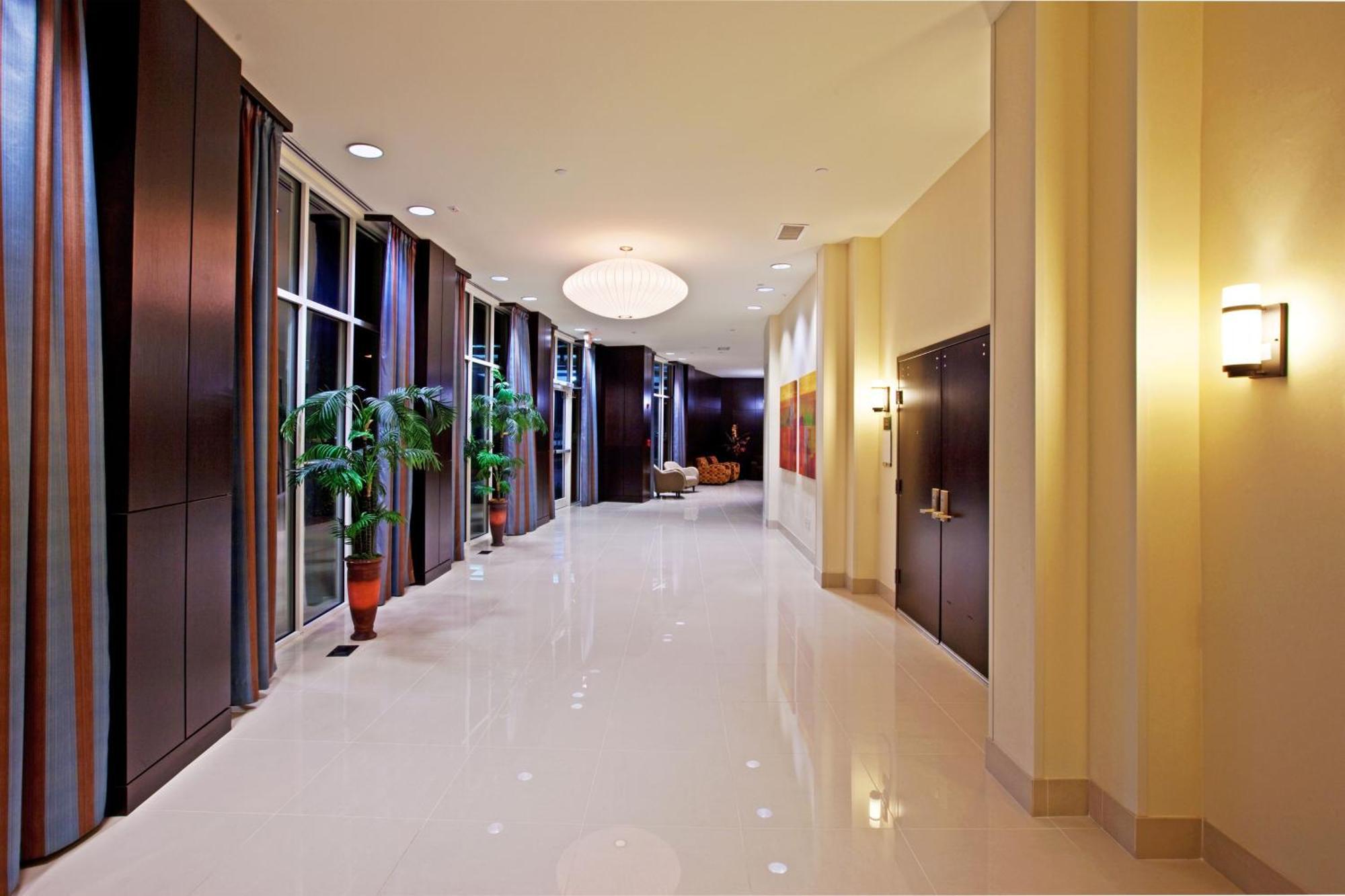 Holiday Inn Louisville Airport - Fair/Expo By Ihg Exterior photo